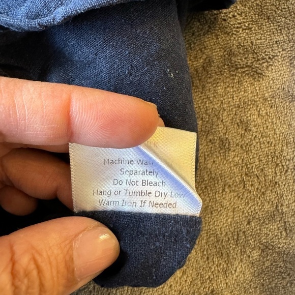 Jamie + The Jones Blue Blouse Size Small - Picture 7 of 9